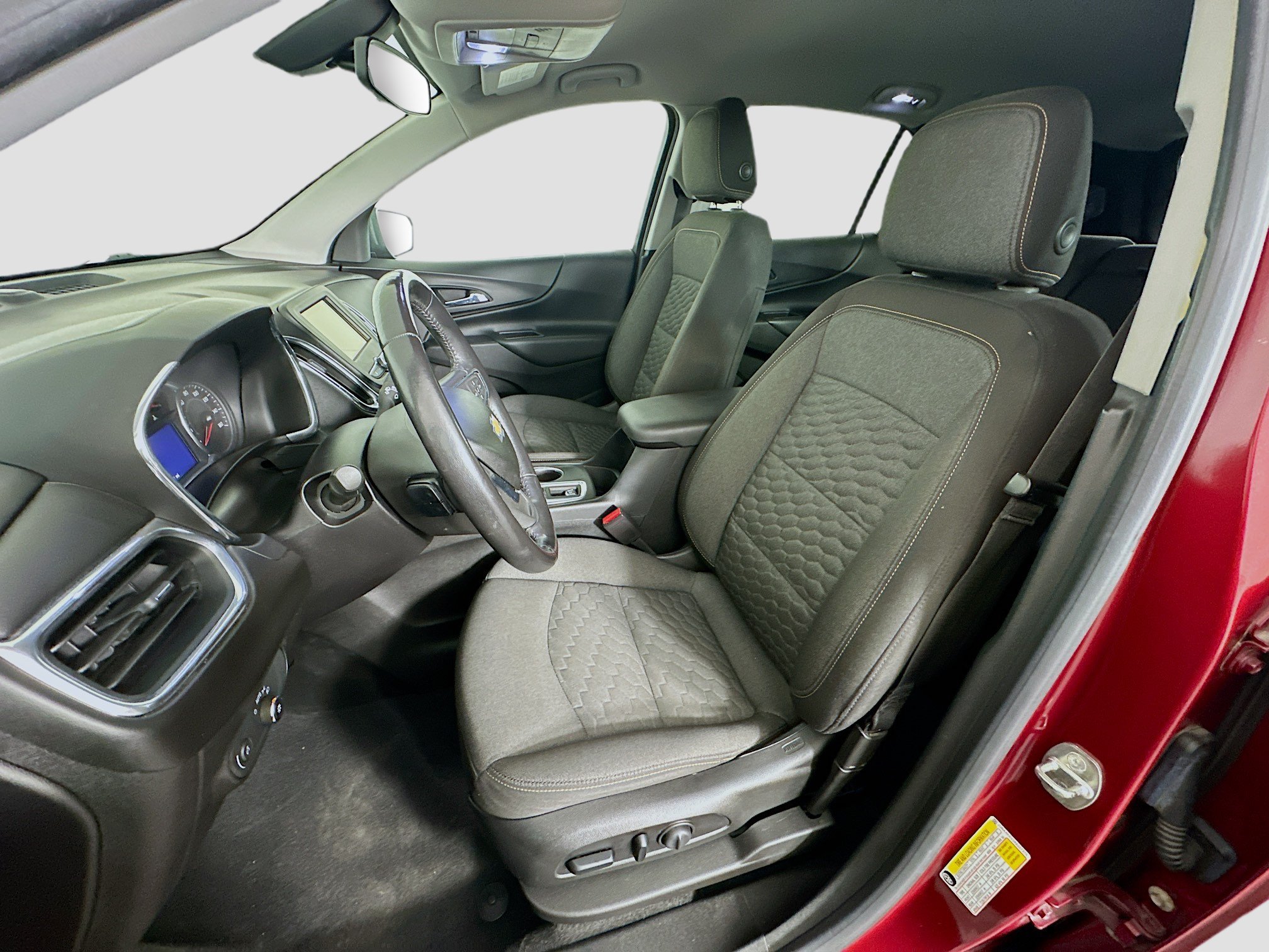 Used 2019 Chevrolet Equinox LT FWD image 13
