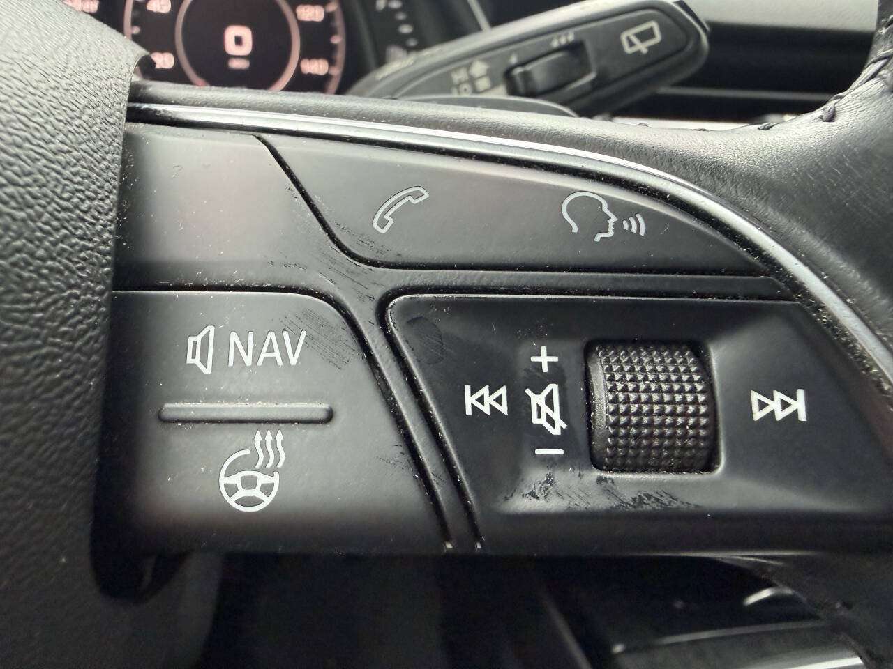 Used 2017 Audi Q7 3.0T Premium Plus AWD/4WD image 23