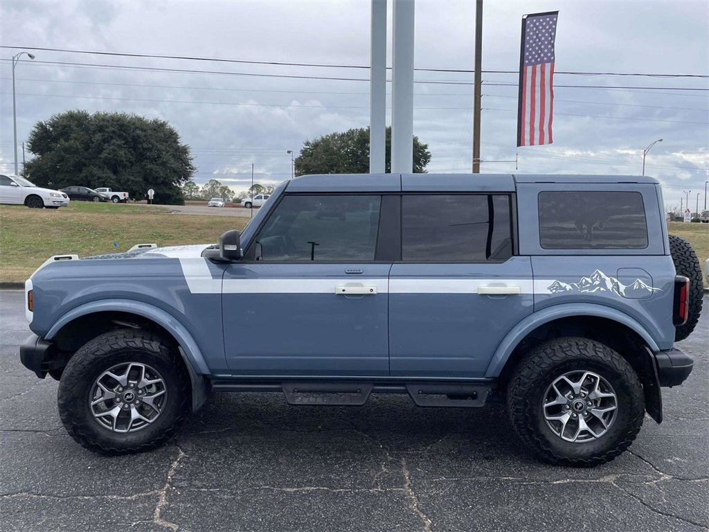Used 2023 Ford Bronco Badlands image 6