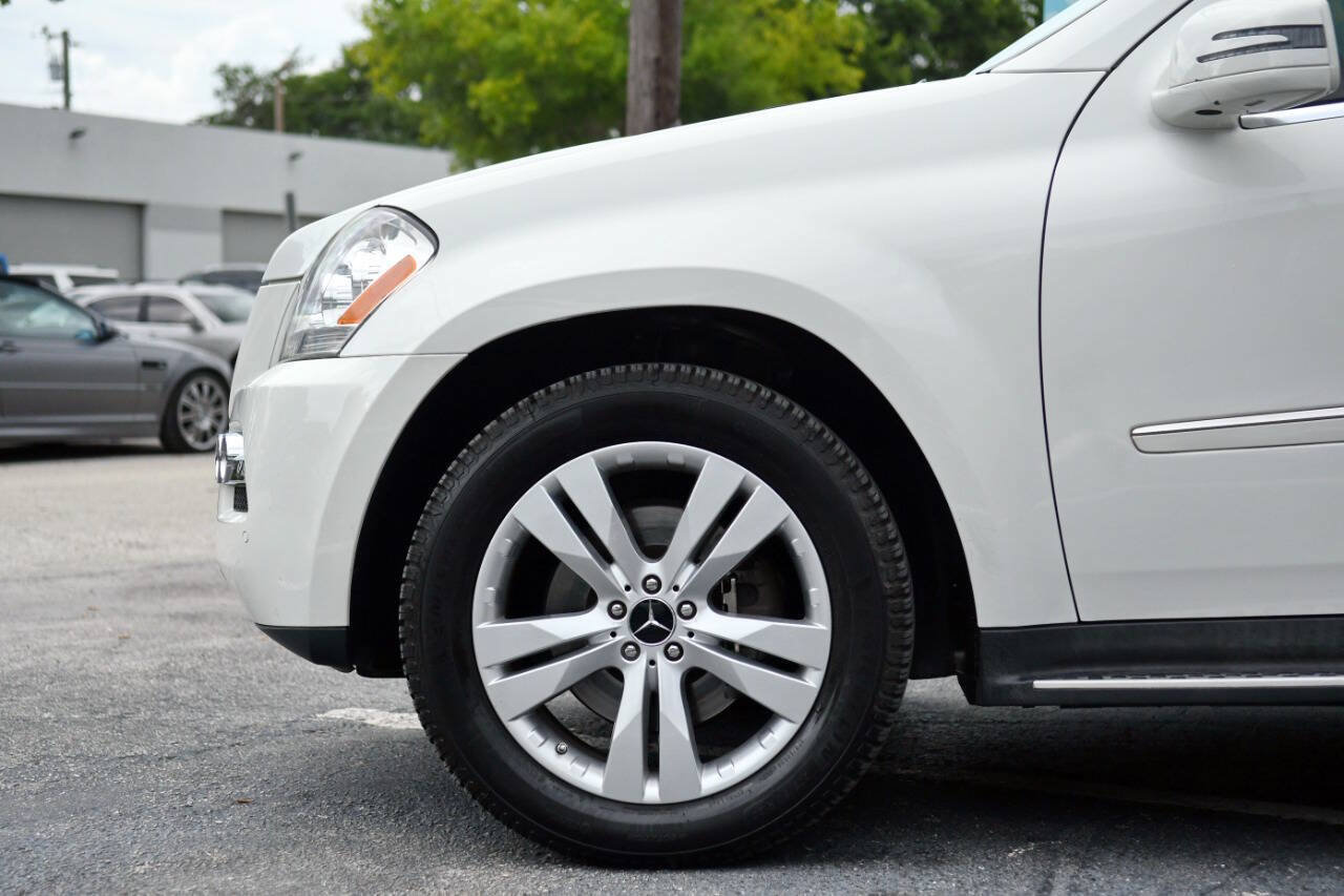 Used 2011 Mercedes-Benz GL 450 4MATIC image 6