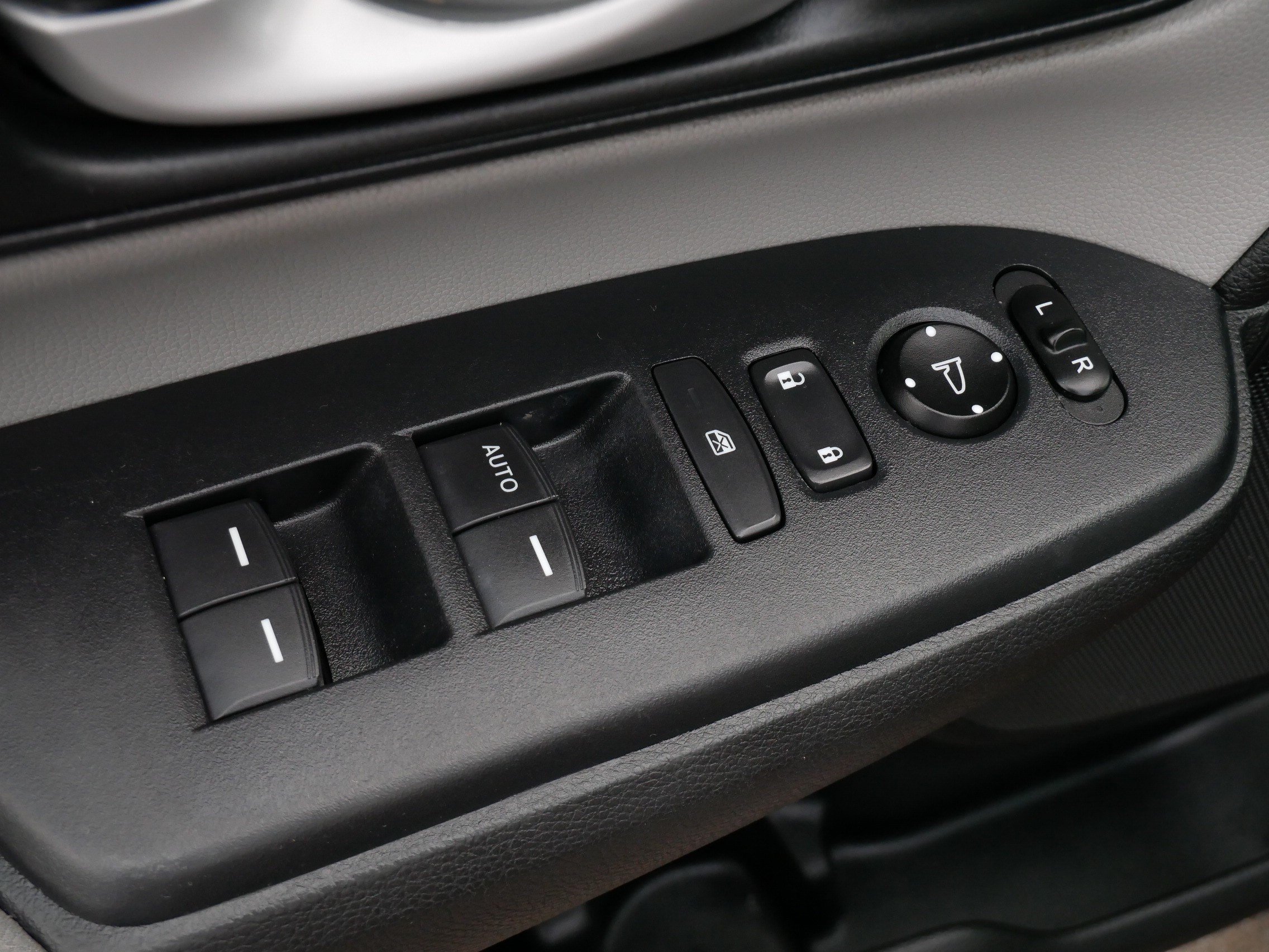 Certified 2019 Honda CR-V LX image 19