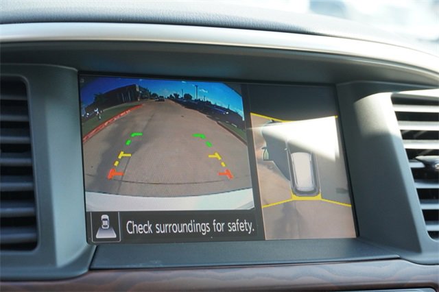 Used 2018 Nissan Pathfinder Platinum image 28