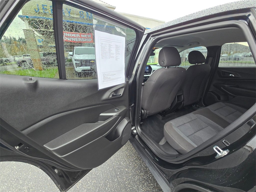 Certified 2024 Chevrolet Trax LS w/ LS Convenience Package image 10