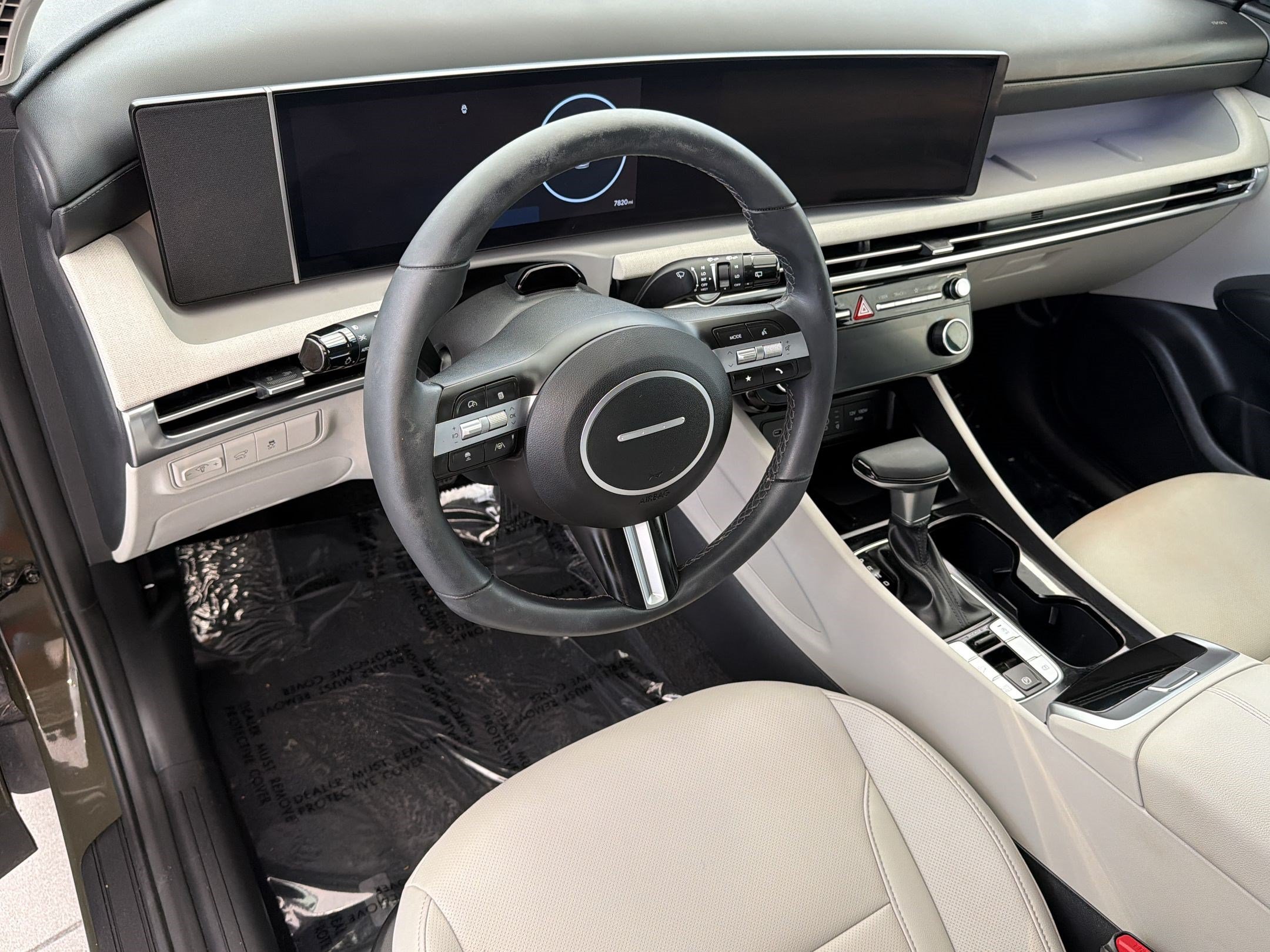 Used 2025 Hyundai Tucson SEL FWD image 4