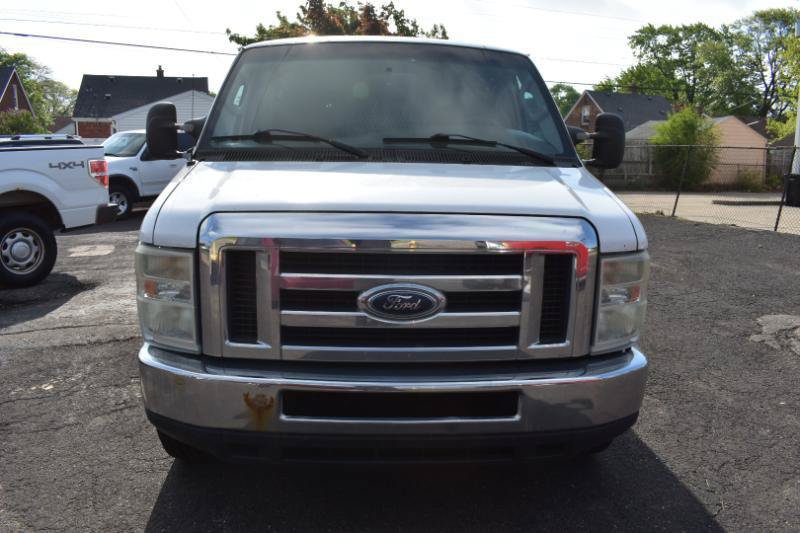 Used 2008 Ford E-250 and Econoline 250 RWD image 3
