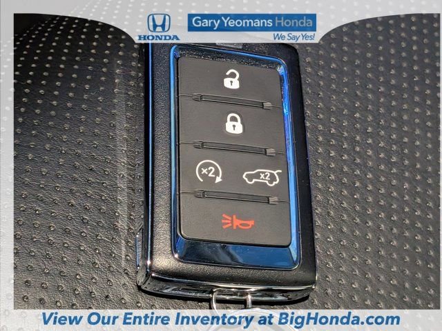 Used 2023 Jeep Grand Cherokee Overland w/ Luxury Tech Group IV image 38