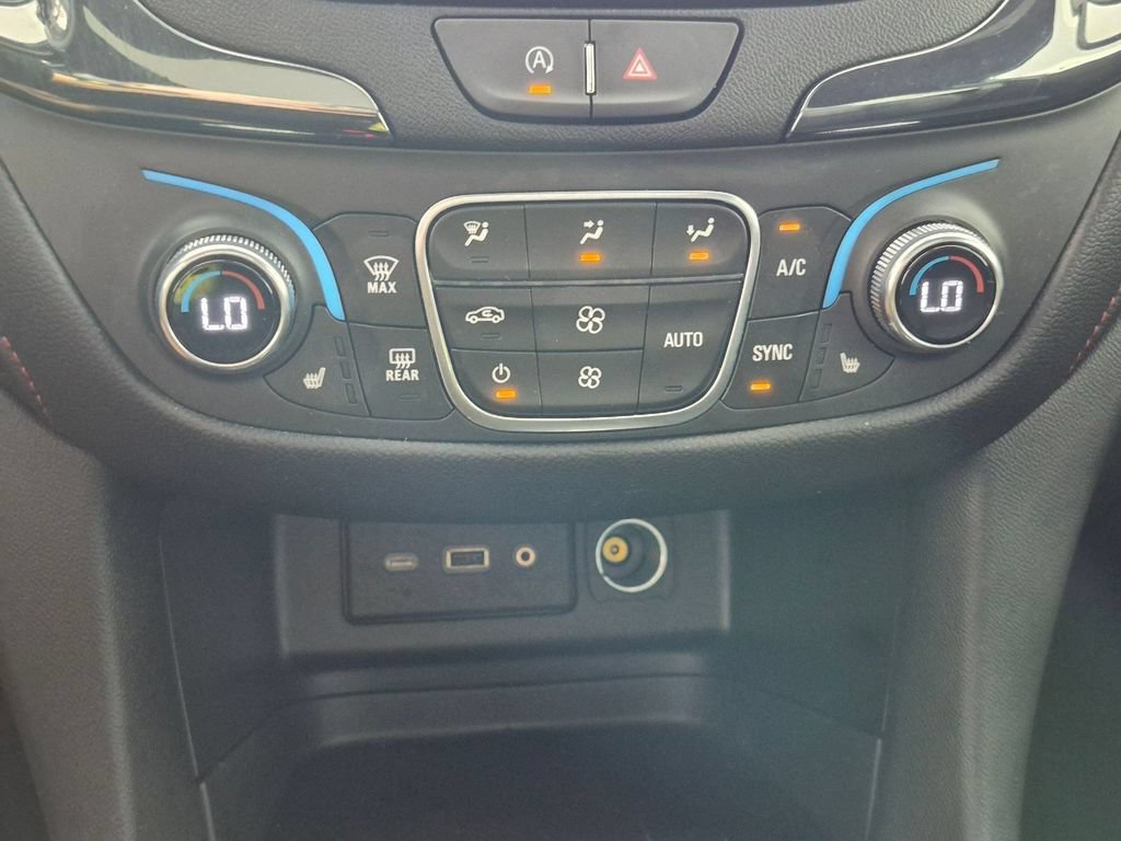 Used 2024 Chevrolet Equinox RS AWD/4WD image 23