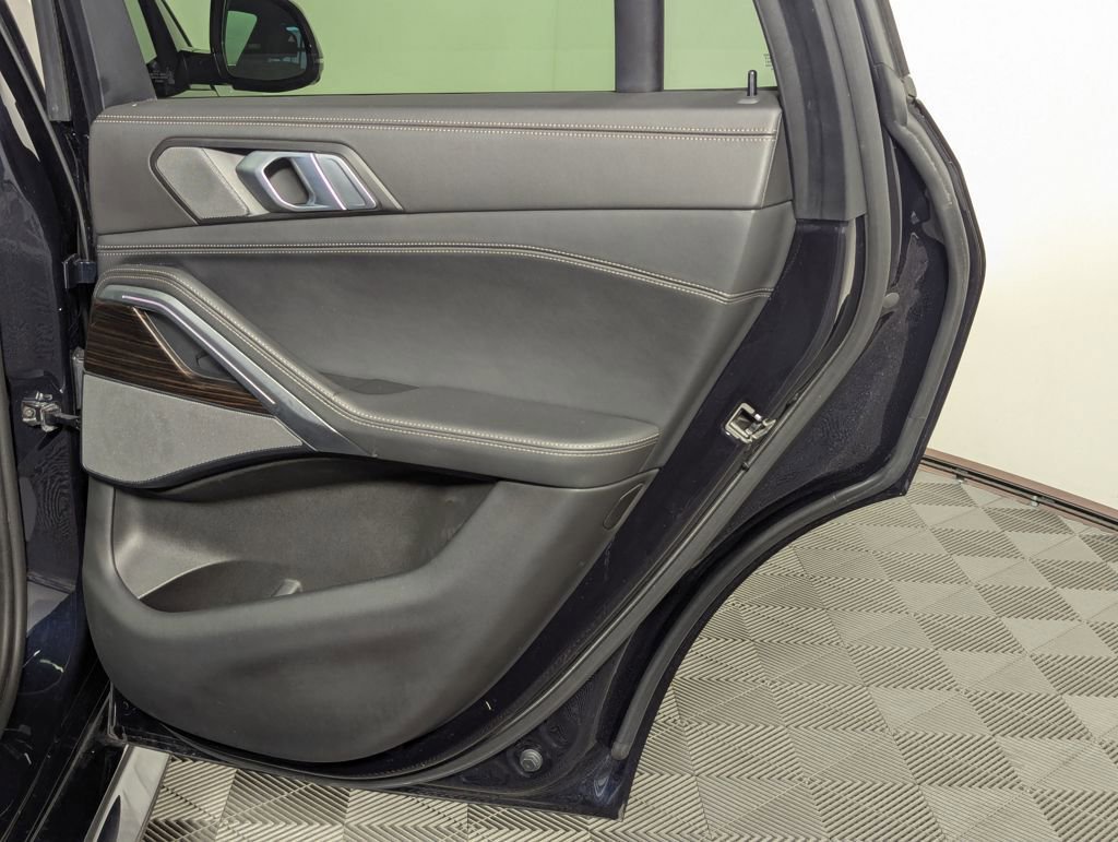 Used 2024 BMW X6 xDrive40i image 52