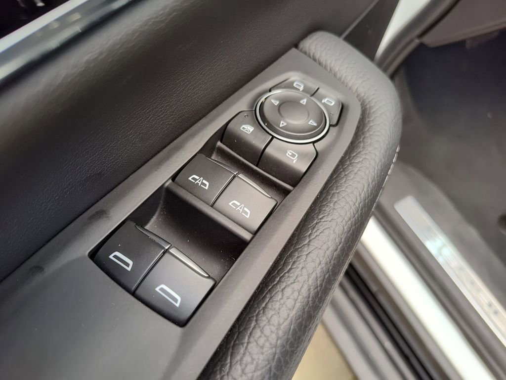 Used 2025 GMC Yukon Denali image 22