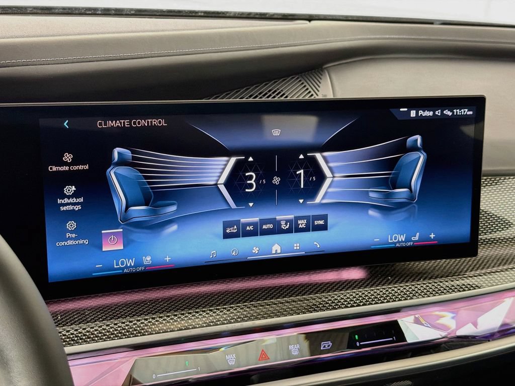 Used 2023 BMW 760i xDrive w/ Luxury Rear Seating Package AWD/4WD image 16