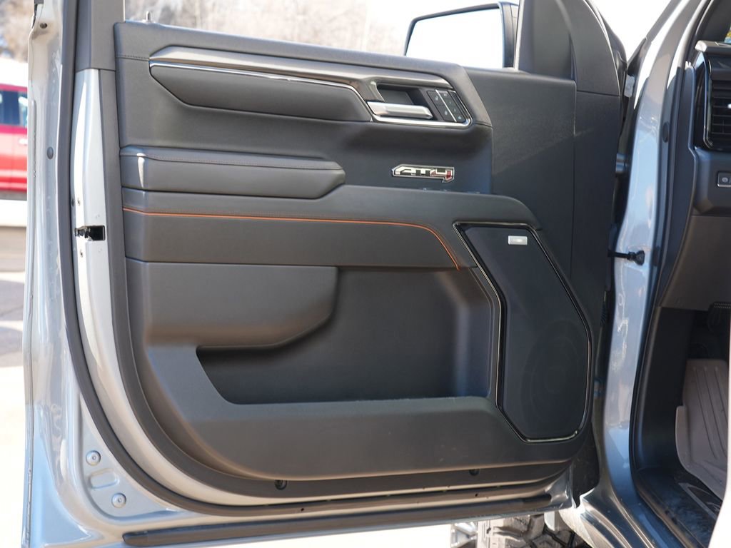 Used 2024 GMC Sierra 1500 AT4 w/ AT4 Premium Package image 17