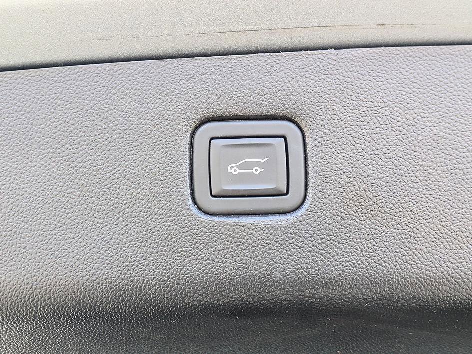 Used 2024 Chevrolet Blazer LT w/ Convenience Package image 31