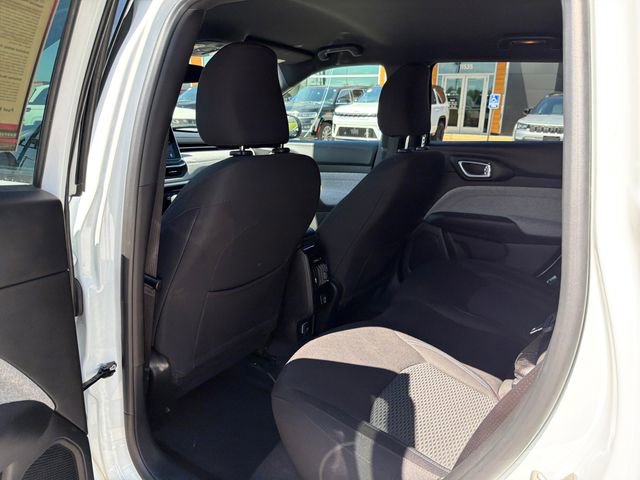 Used 2024 Jeep Compass Sport image 21