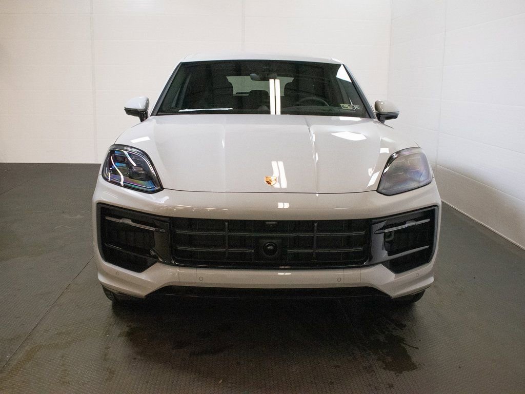 New 2026 Porsche Cayenne GTS image 7