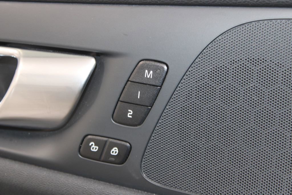 Used 2024 Volvo S60 B5 Core FWD image 39