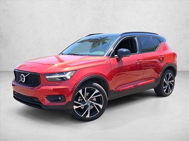 Used 2019 Volvo XC40 T5 R-Design AWD/4WD image 2