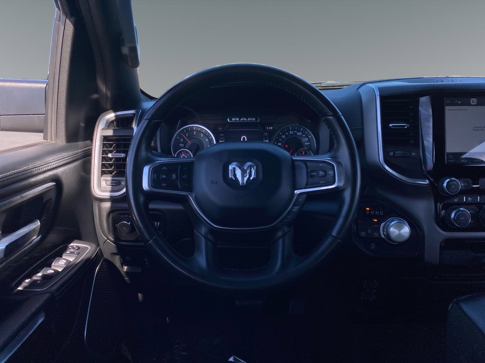 Used 2023 RAM 1500 Laramie image 12