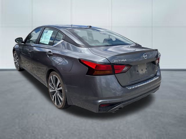 Used 2022 Nissan Altima 2.0 SR image 2