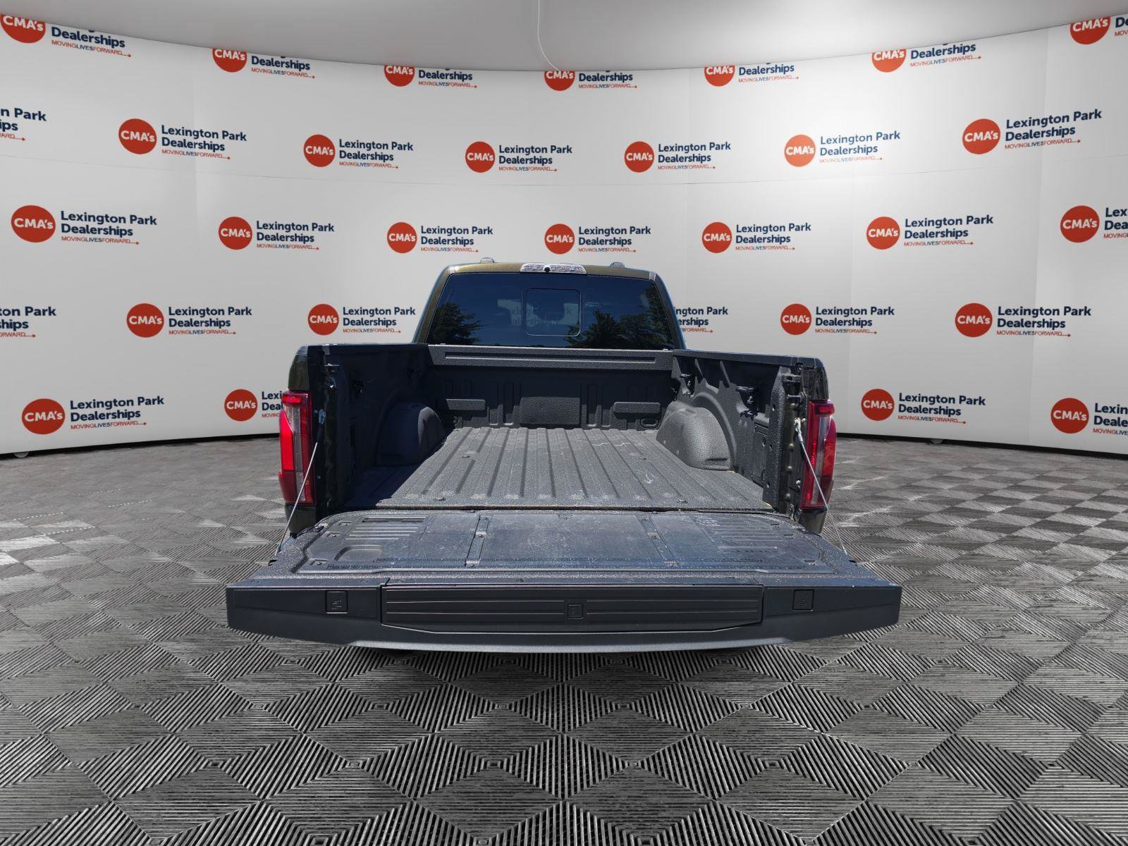 Used 2024 Ford F150 Raptor AWD/4WD image 14