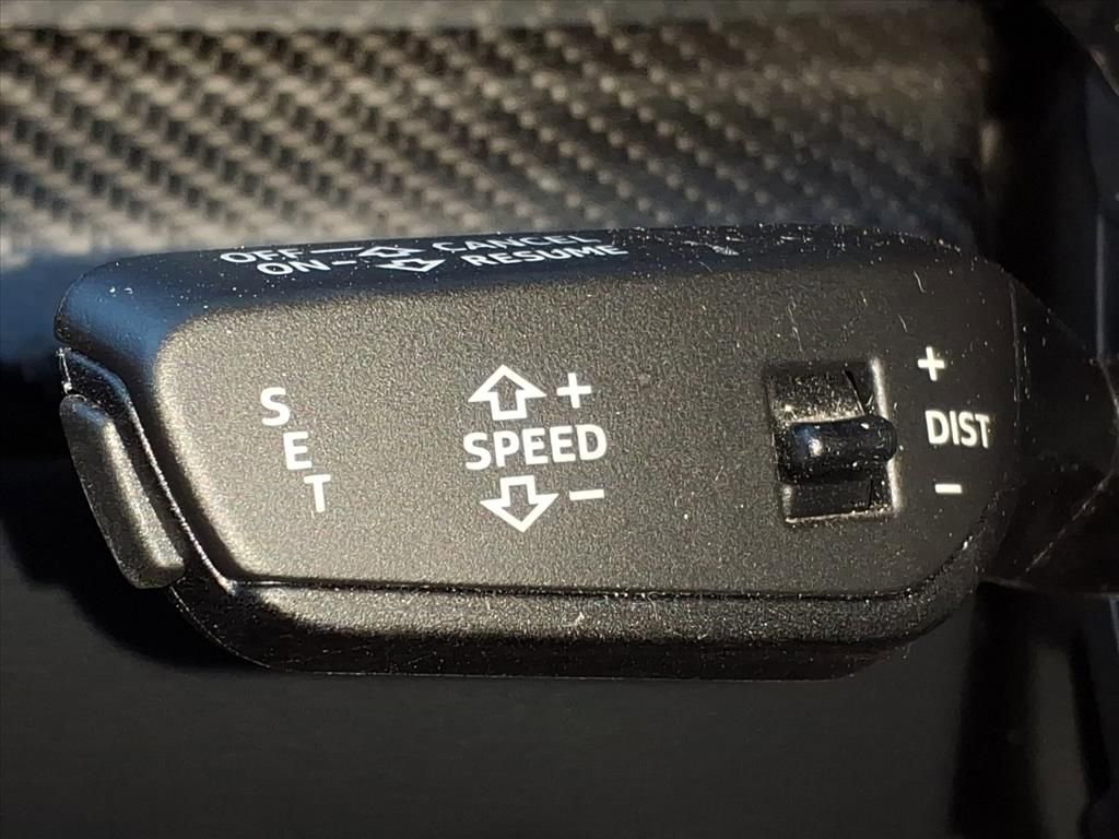 Used 2021 Audi RS Q8 w/ Carbon Optic Package AWD/4WD image 19