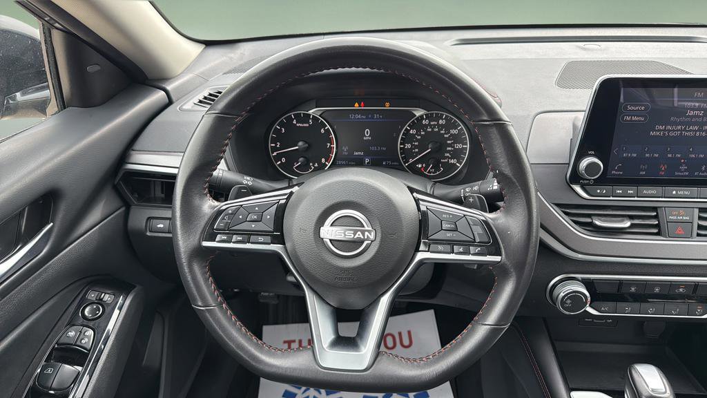 Certified 2025 Nissan Altima 2.5 SR image 9