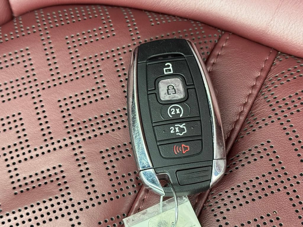 Used 2019 Lincoln Nautilus Black Label AWD/4WD image 38