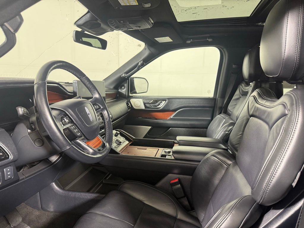 Certified 2023 Lincoln Navigator Reserve image 21