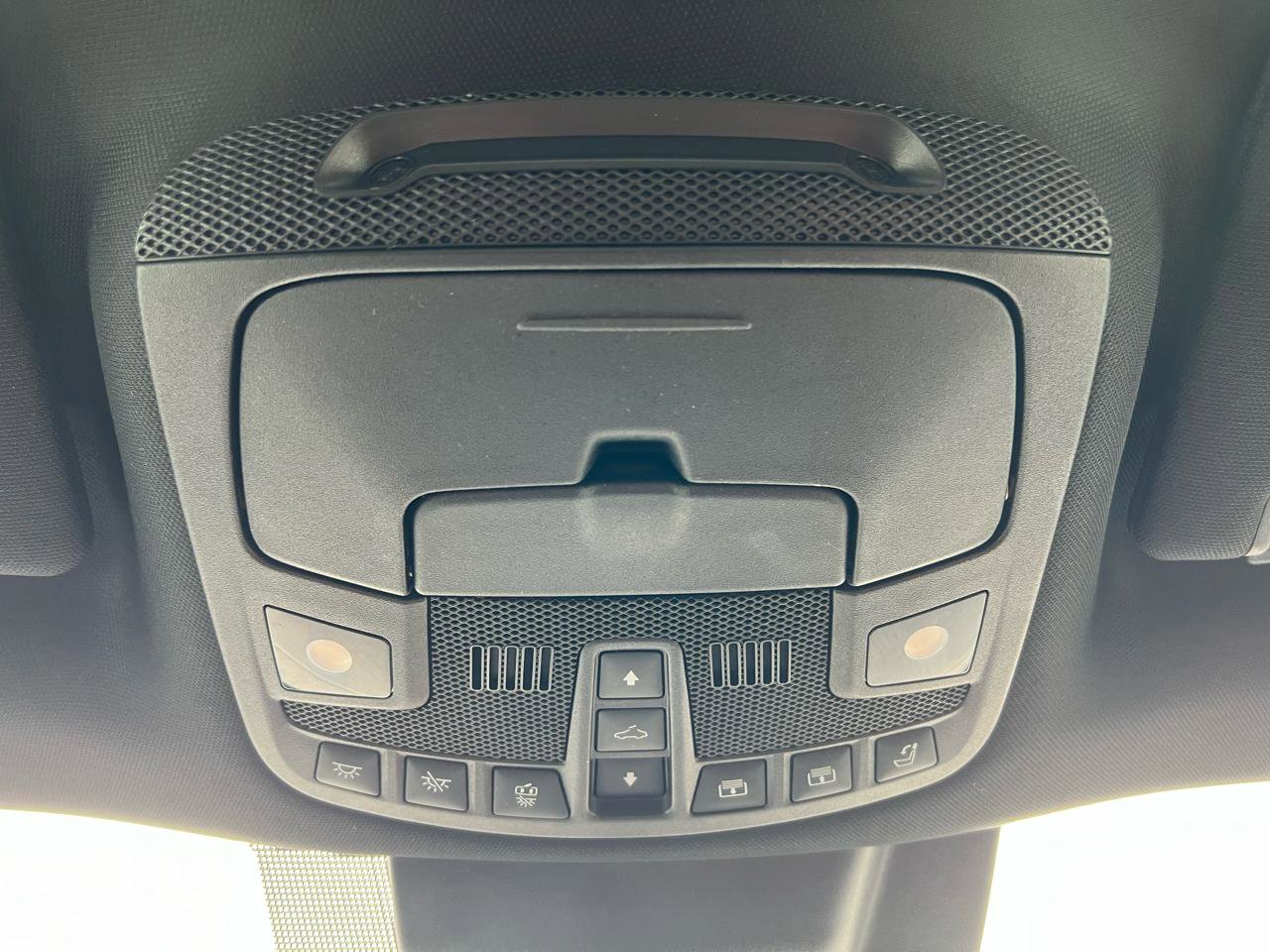 Used 2019 Lincoln Navigator Reserve image 31