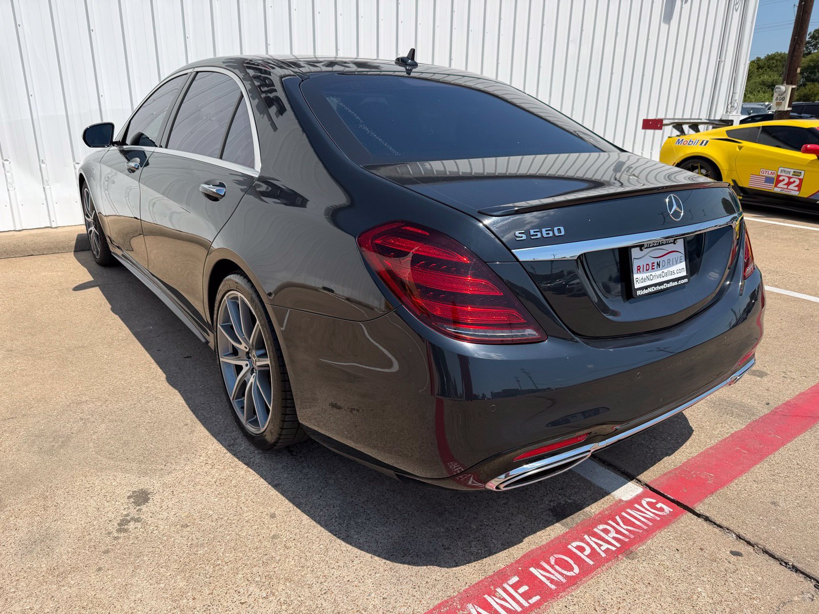 Used 2020 Mercedes-Benz S 560 Sedan image 4