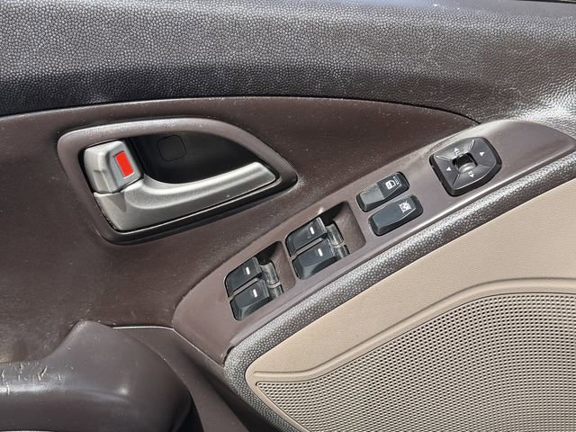 Used 2013 Hyundai Tucson Limited w/ Premium Pkg FWD image 23