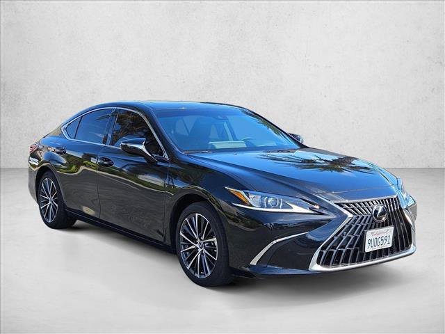 Used 2025 Lexus ES 300h w/ Premium Package FWD image 4