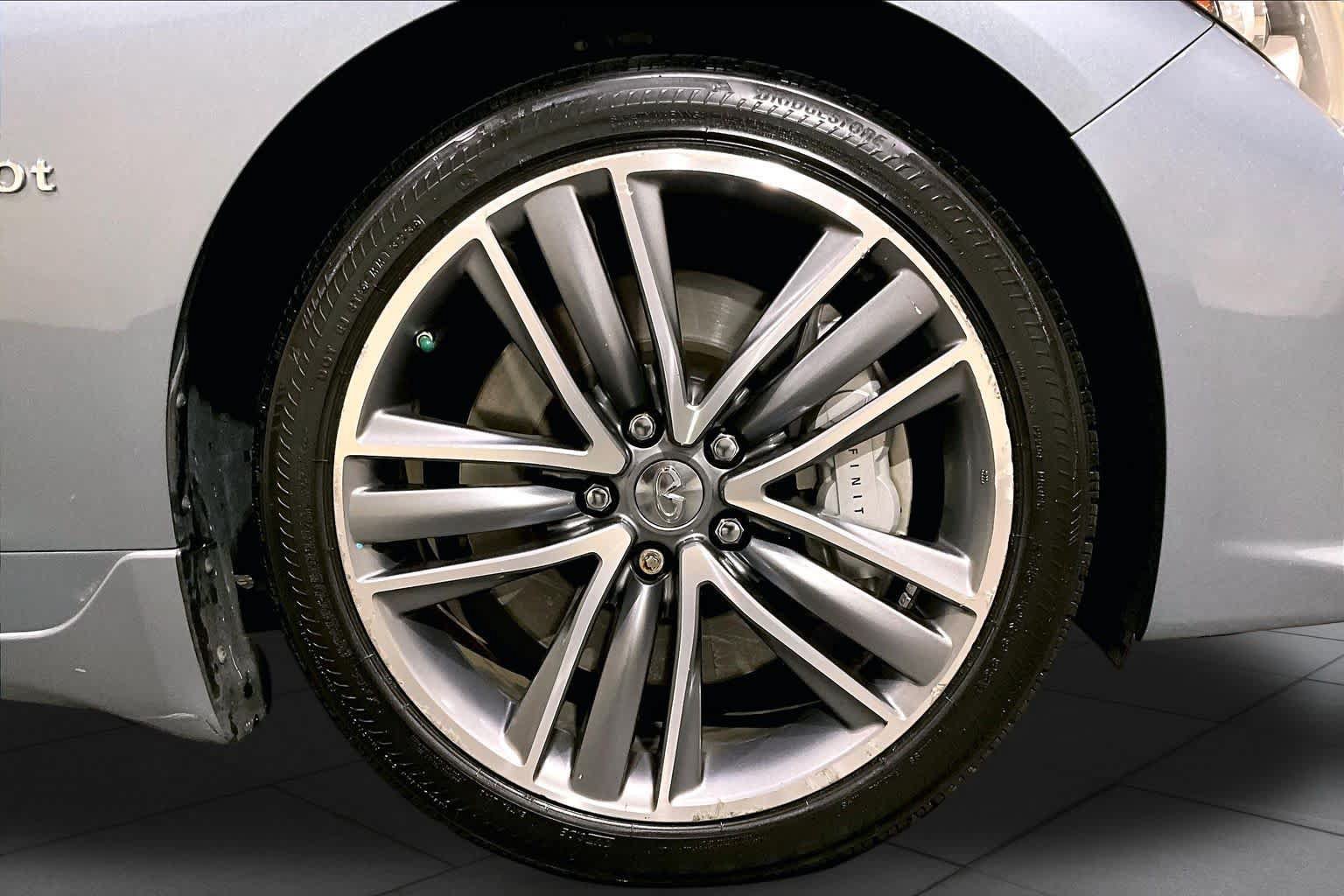 Used 2017 INFINITI Q50 Sport AWD/4WD image 10