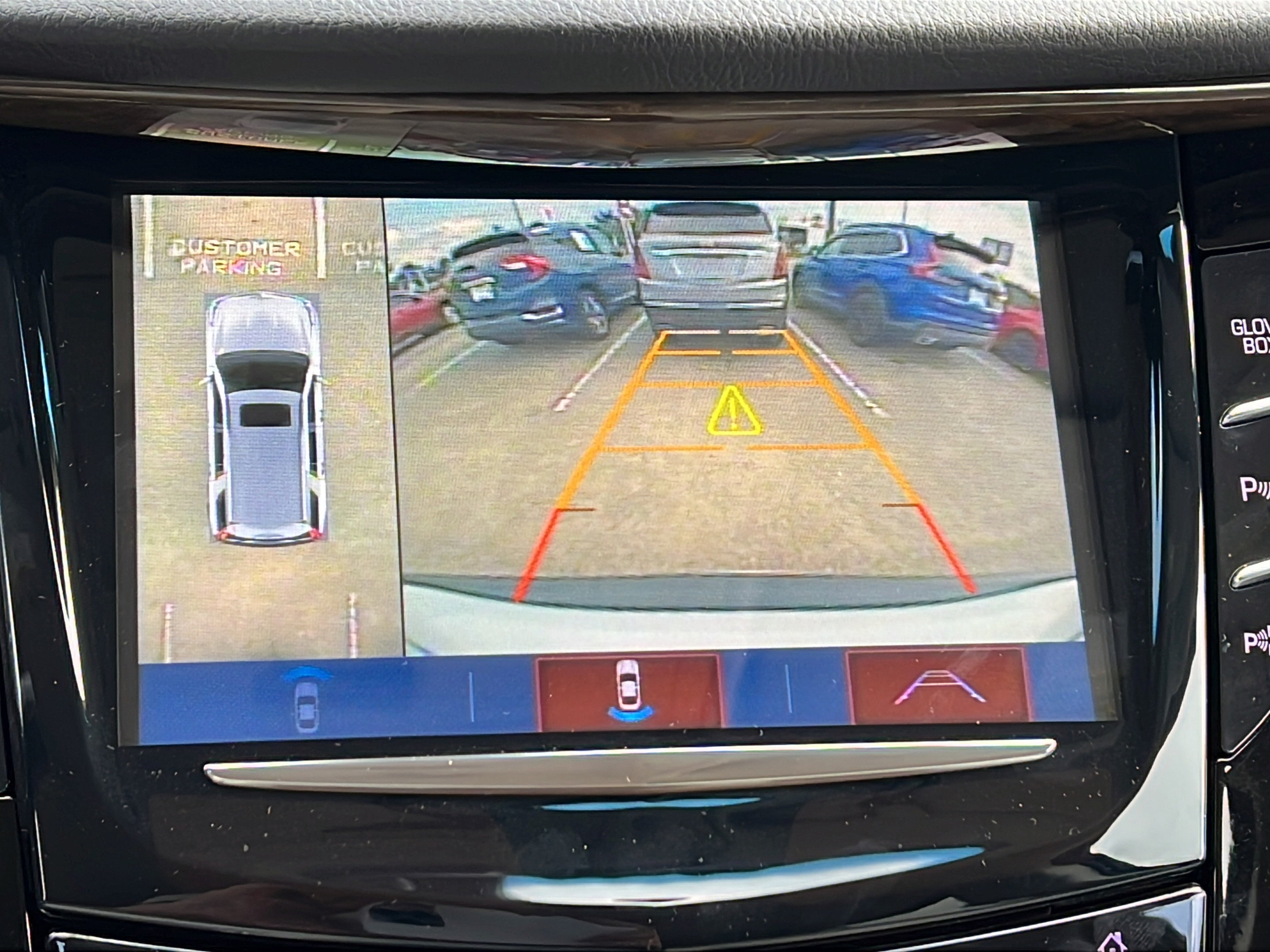 Used 2018 Cadillac Escalade 2WD image 16