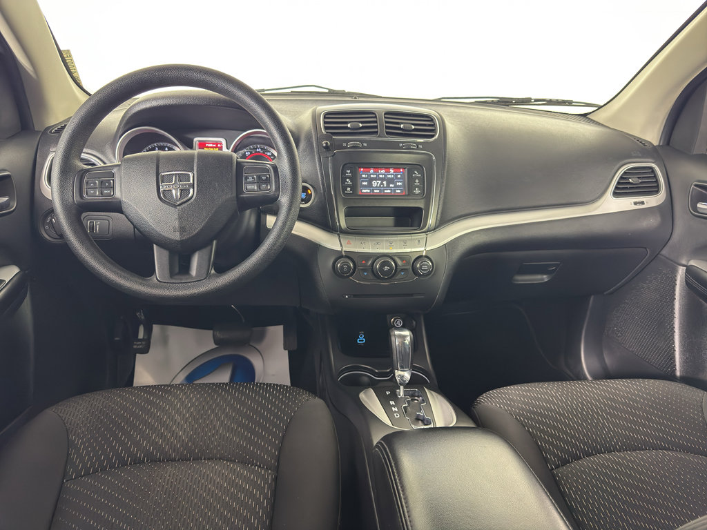 Used 2018 Dodge Journey SE image 31