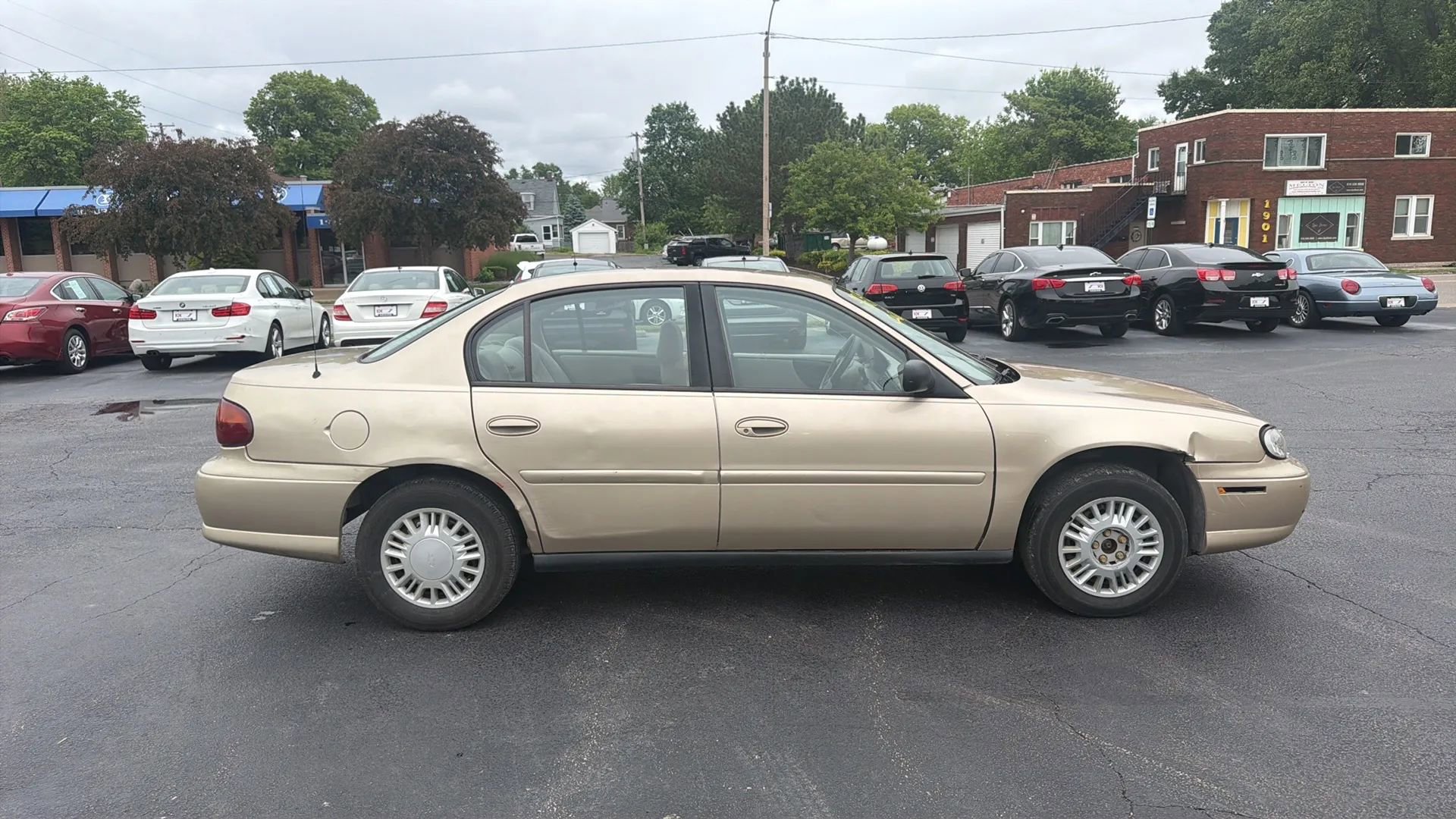 Used 2005 Chevrolet Malibu Classic FWD image 4