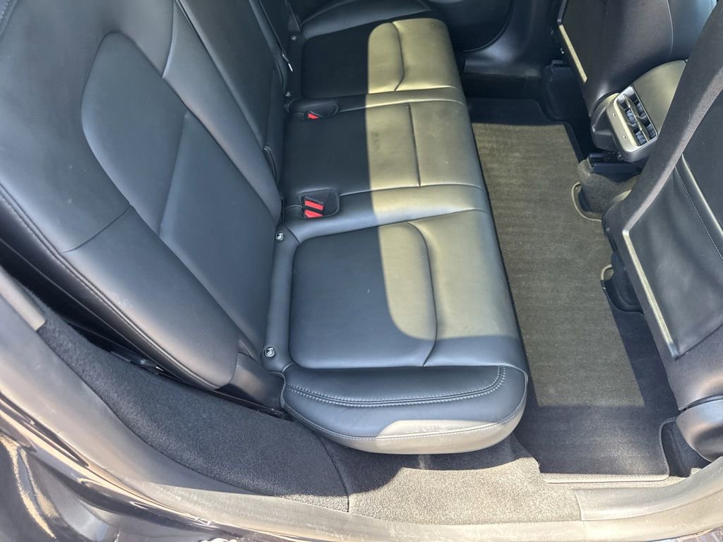 Used 2024 Tesla Model Y Long Range AWD/4WD image 31