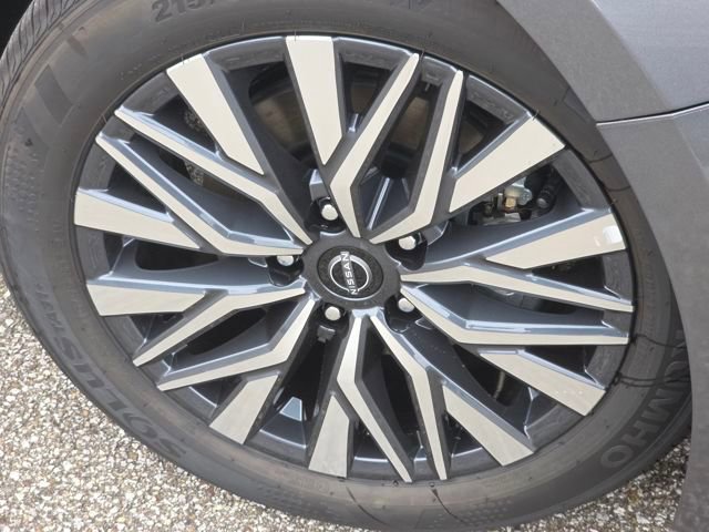 New 2025 Nissan Altima 2.5 SV image 18