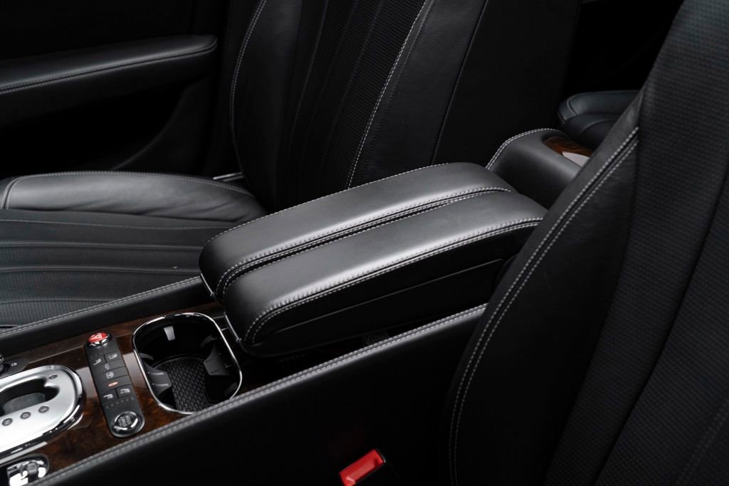 Used 2014 Bentley Flying Spur W12 image 15