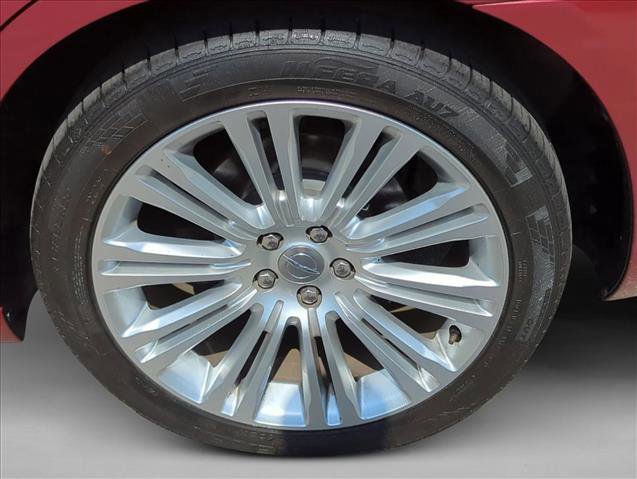 Used 2014 Chrysler 300 C image 20