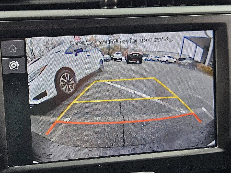 Used 2022 Kia Soul LX image 23