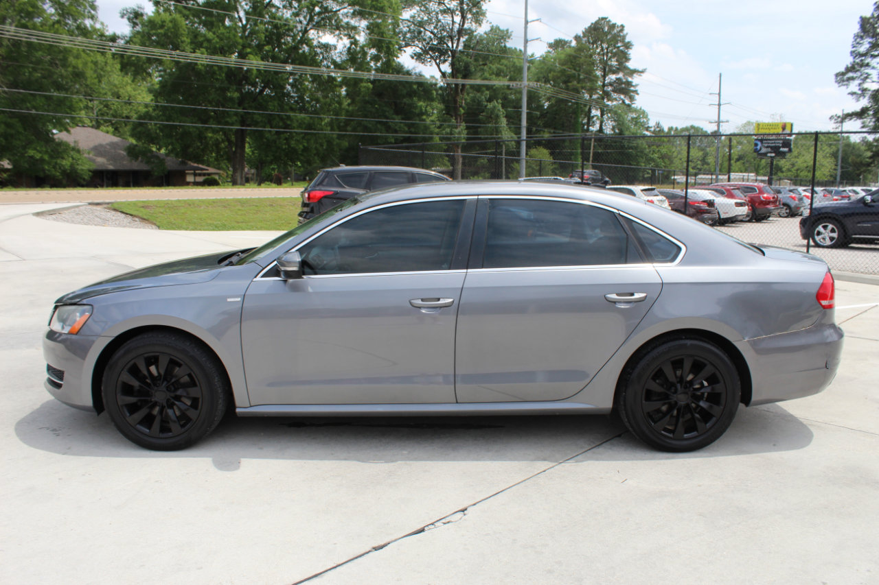 Used 2014 Volkswagen Passat 1.8T Wolfsburg Edition image 7