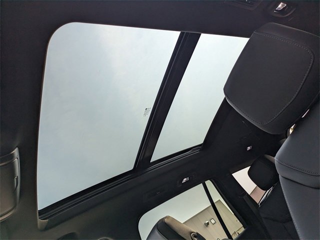 New 2025 Cadillac XT6 Luxury w/ LPO, Floor Liner Package image 18