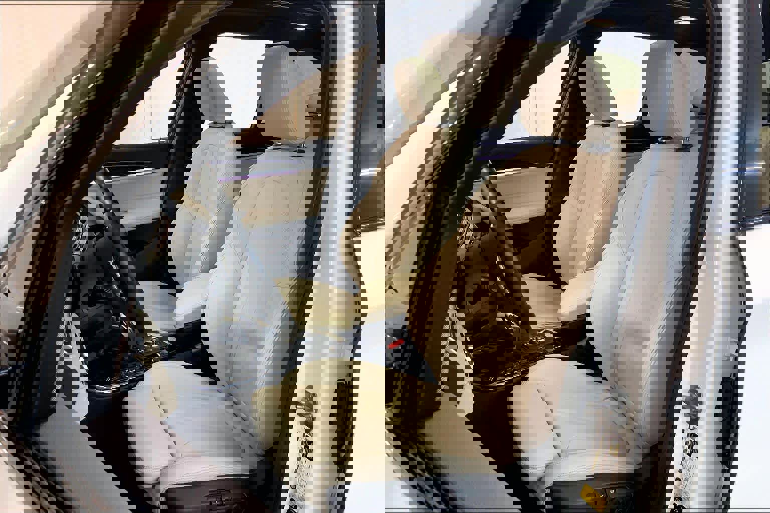 Used 2020 BMW X1 xDrive28i w/ Premium Package image 8