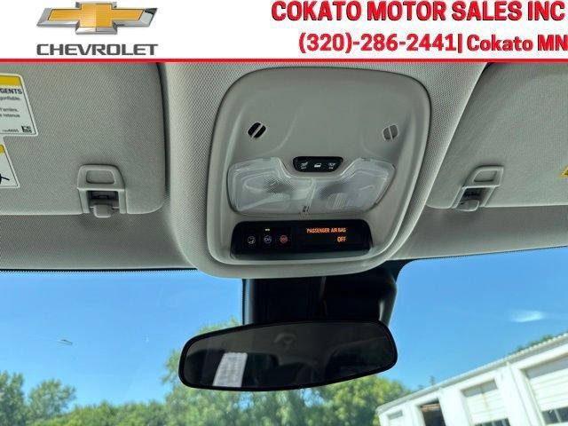 Used 2025 Chevrolet TrailBlazer LT AWD/4WD image 19