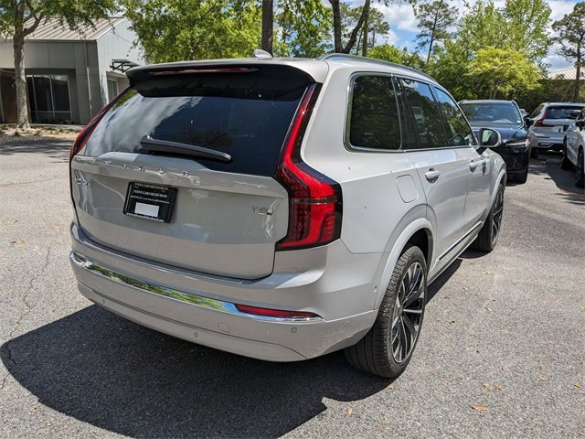 New 2025 Volvo XC90 T8 Plus image 4
