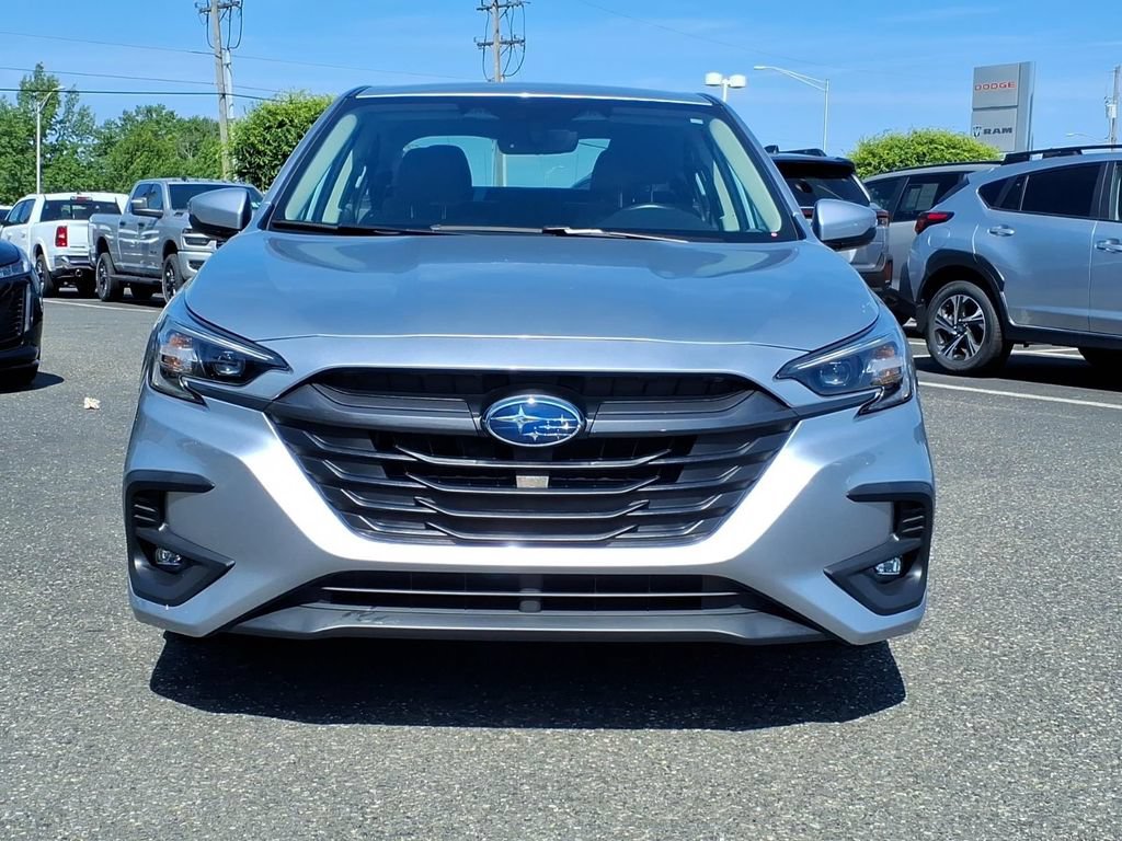 Used 2025 Subaru Legacy Premium AWD/4WD image 2