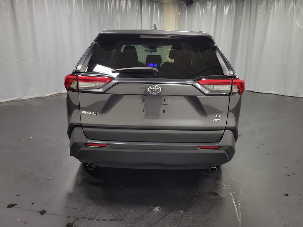 Used 2023 Toyota RAV4 LE AWD/4WD image 7