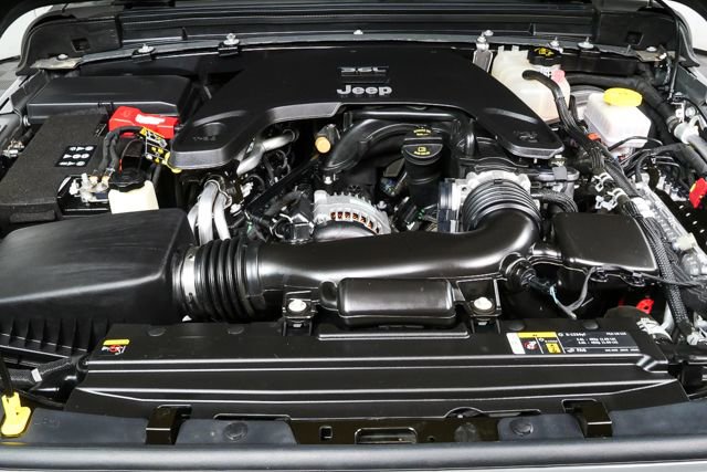 Used 2020 Jeep Wrangler Sport image 27