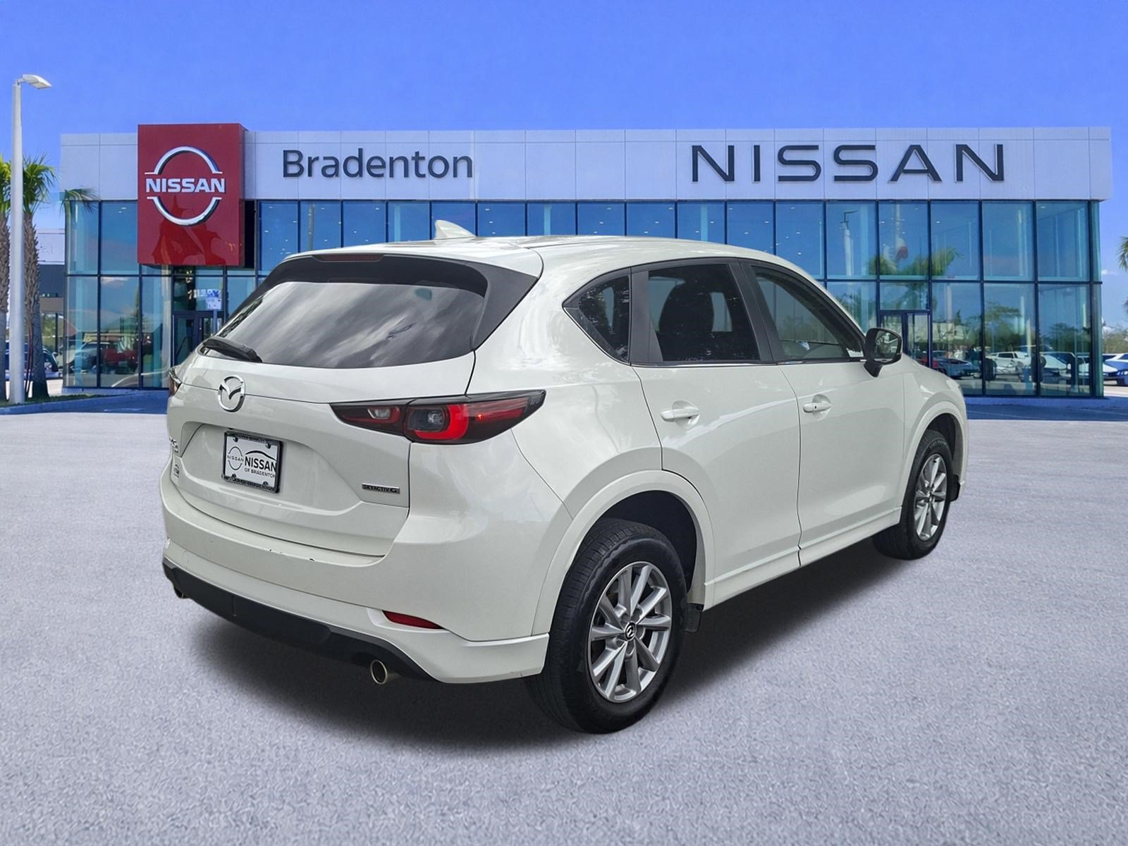 Used 2025 MAZDA CX-5 AWD 2.5 S w/ Select Package image 5