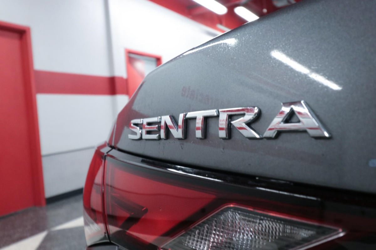 Used 2025 Nissan Sentra S FWD image 26